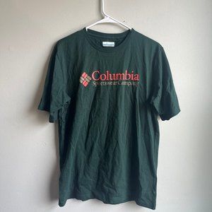 Men's Green Columbia Sportwear Short Sleeve Tee - Size Medium (NEW)